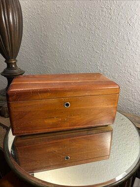 Lane Wood cedar Box in Warm Brown Finish Jewelry, Wrights Furniture, Montana